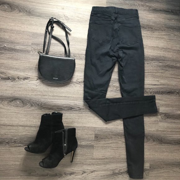 TOPSHOP MOTO Black Ripped Joni Jeans - Picture 2 of 3